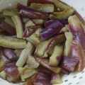 Garlic: A Vegetarian and Vegan-Friendly Garnish and Topping for Pen Cai